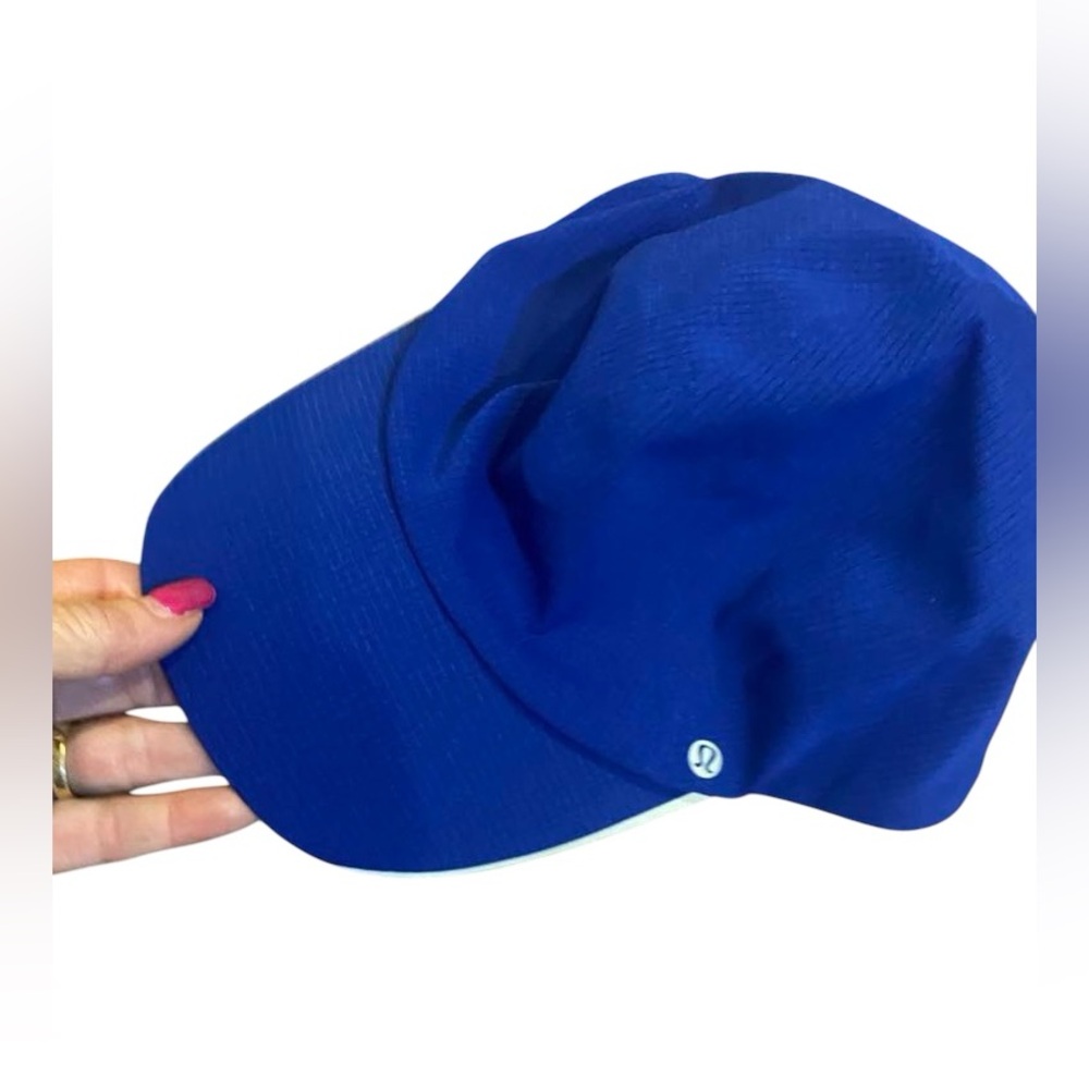 NWT Lululemon fast and free run hat Size L/XL